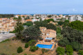 60-8290-5, Mediterranean villa with pool large plot 550m from the beach and close to the center for sale in denia